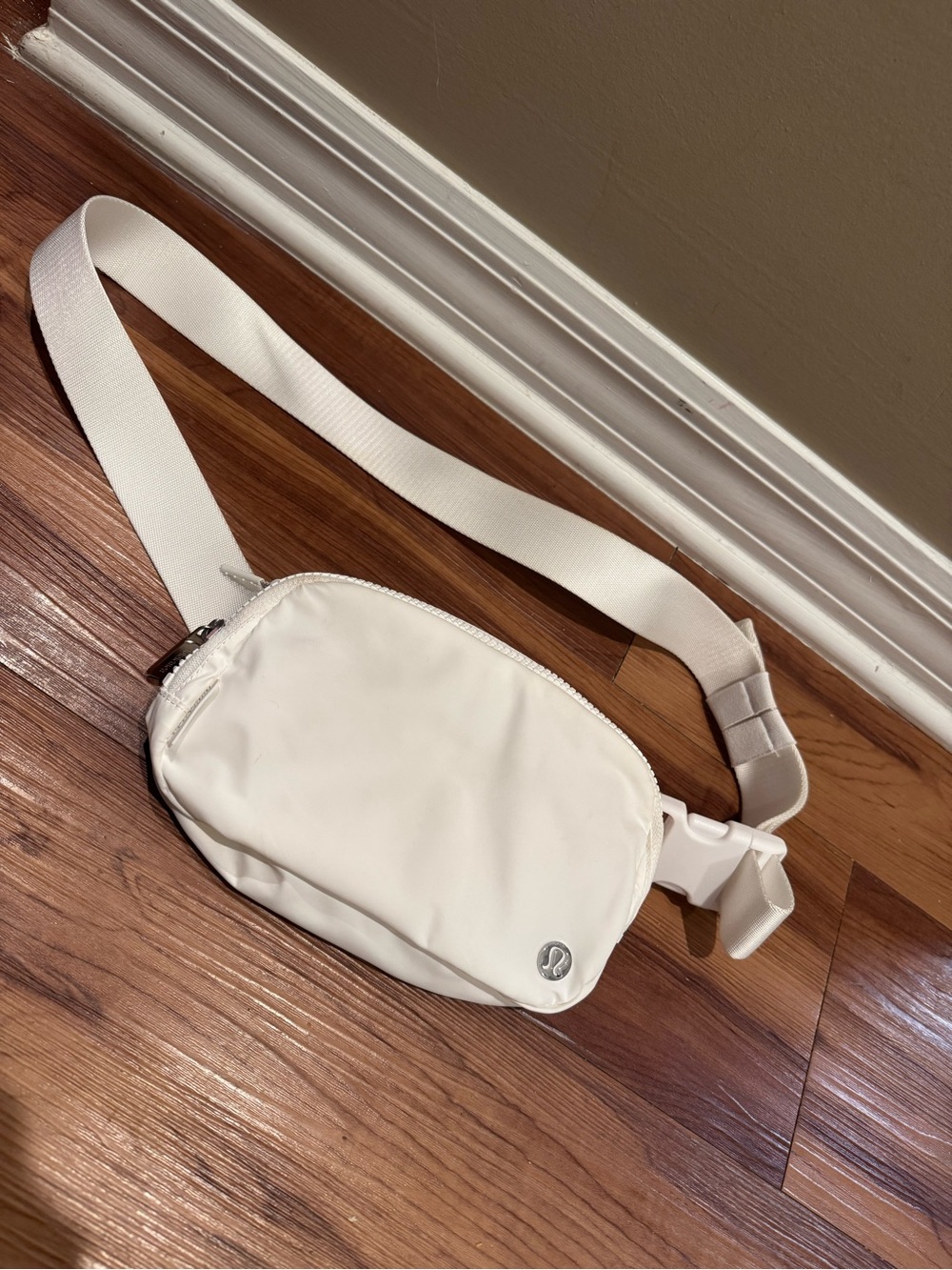 Lulu lemon Crossbody Waist Bag - Minimal Everyday Carry